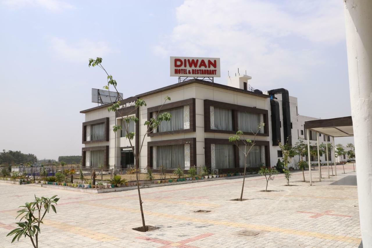 Surkhi Diwan Hotel And Restaurant المظهر الخارجي الصورة